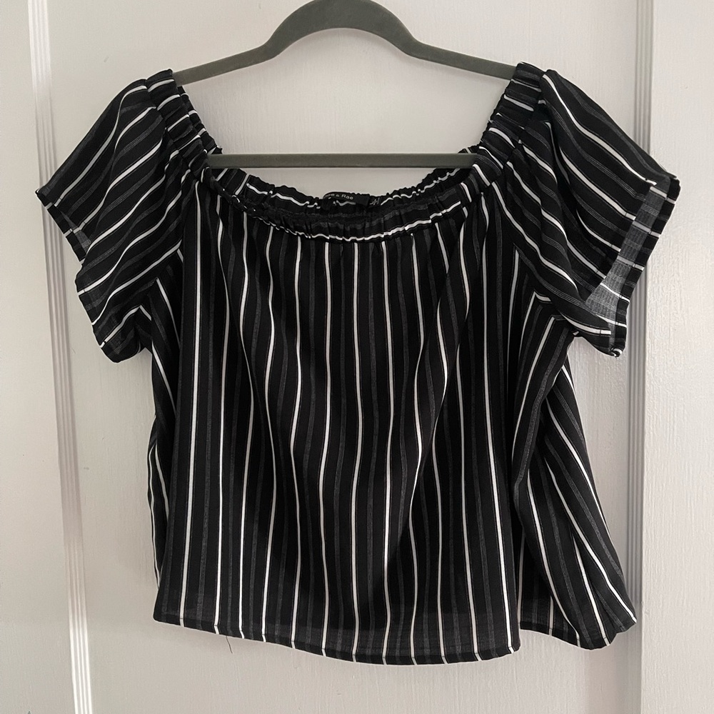 Off Shoulder Top - Size L